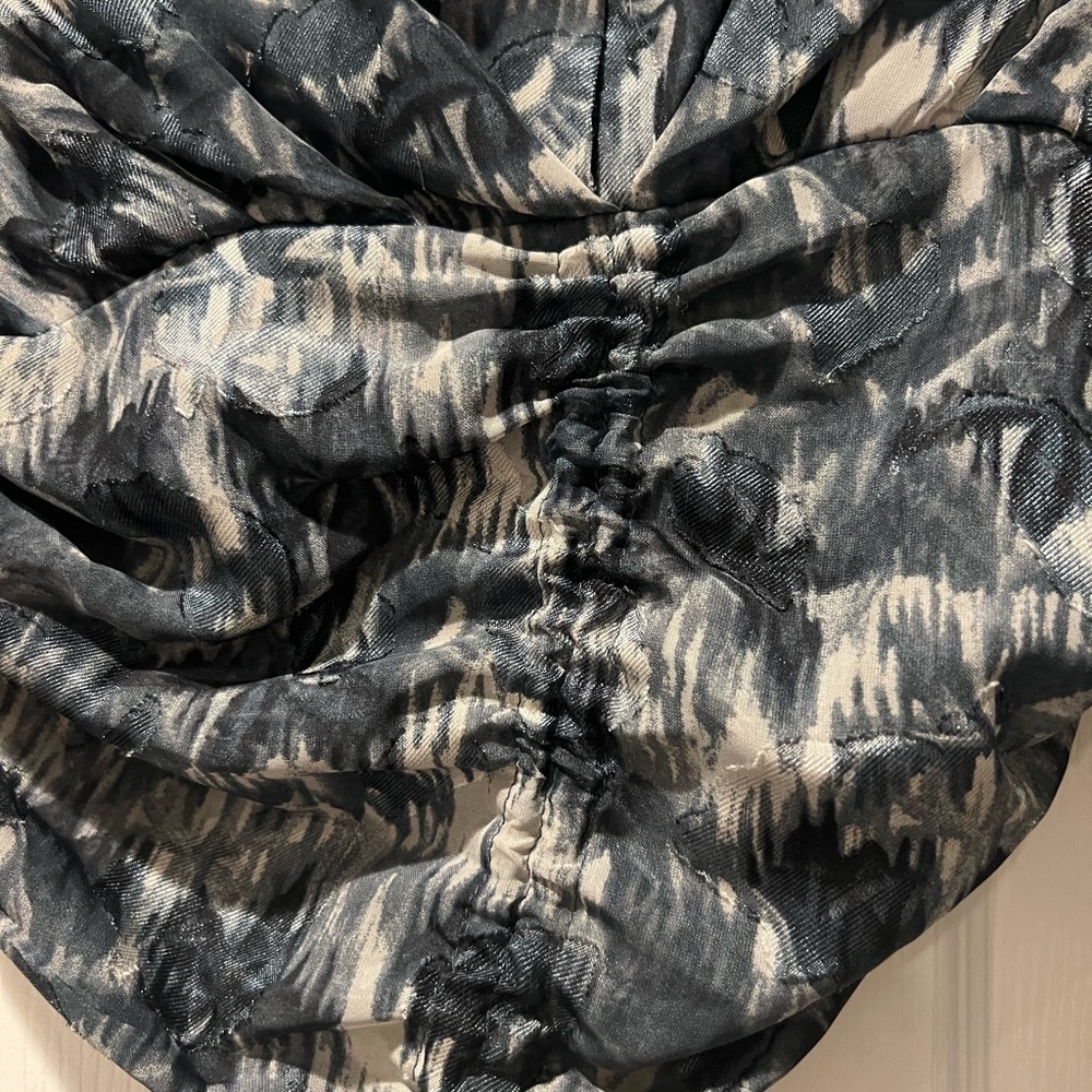 ALLISON RUCHED TOP SIZE XS - Picture 2 of 9